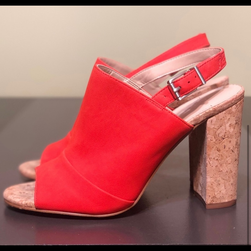 BCBG Generation Loriah Sandal - Picture 4 of 7